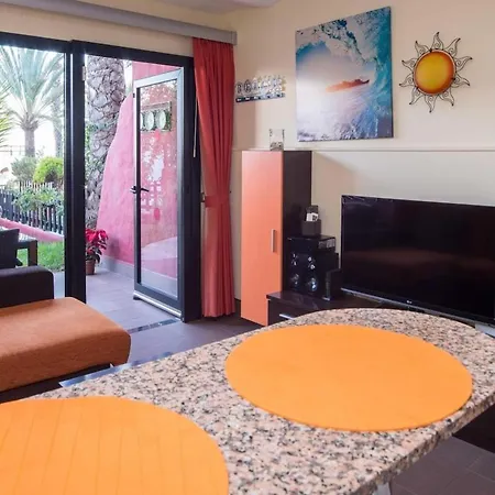 Lightbooking Sun Club San Agustin 401 Apartmán *